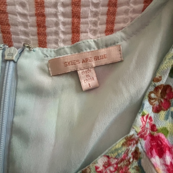 Skies are Blue Summer Floral Dress - Picture 3 of 3